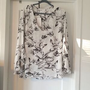 NWT Chelsea & Theodore Blouse